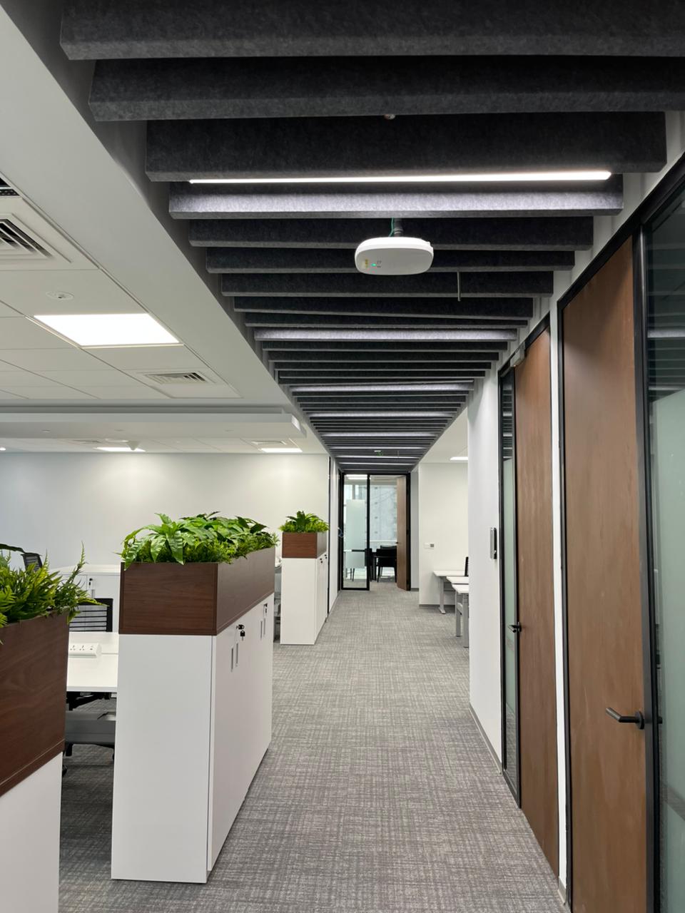 ABBOTT 12th FLOOR LOBBY/LINEAR BAFFLES
