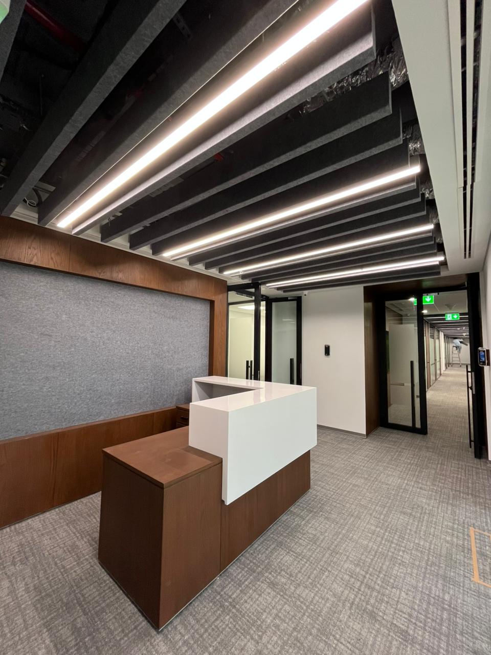 ABBOTT 11TH FLOOR RECEPTION/WALL PANEL